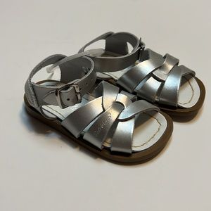 Salt Water By Hoy Sandals Silver Leather Summer Toddlers Girls Original New NWOT